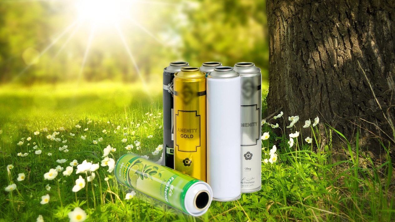 Purificadores de ar em latas de aerossol: elevando as soluções de fragrâncias domésticas